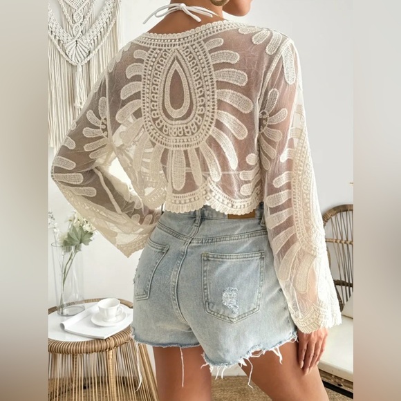 Boho Medallion Embroidered Sheer Crop Top | Cream Lace Festival Vibe Size M - Picture 3 of 6